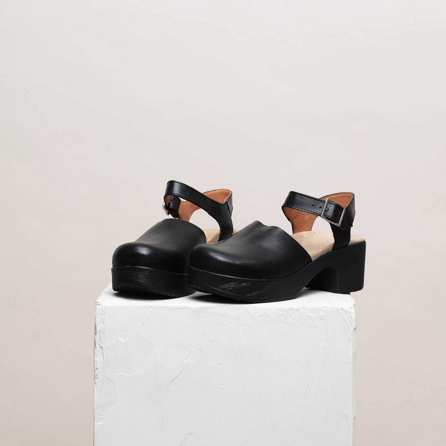 Traskor Pa Jobbet Calou | Dolores Clog Black