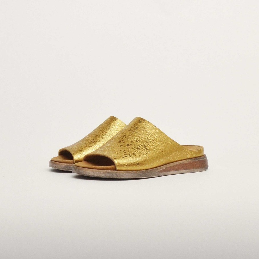 Forsaljning/Arkiv Calou | Kajsa Sandal Guld